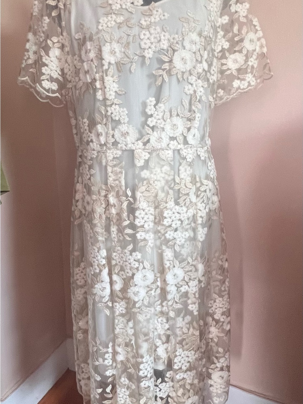 Tahari Ivory and Beige Floral Lace Wedding Dress